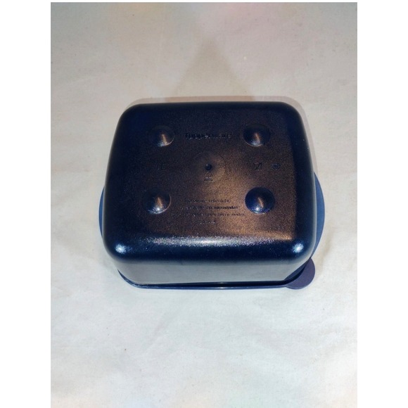 Tupperware CrystalWave Navy Blue Square Microwave Vented Food Storage Container - Picture 5 of 6